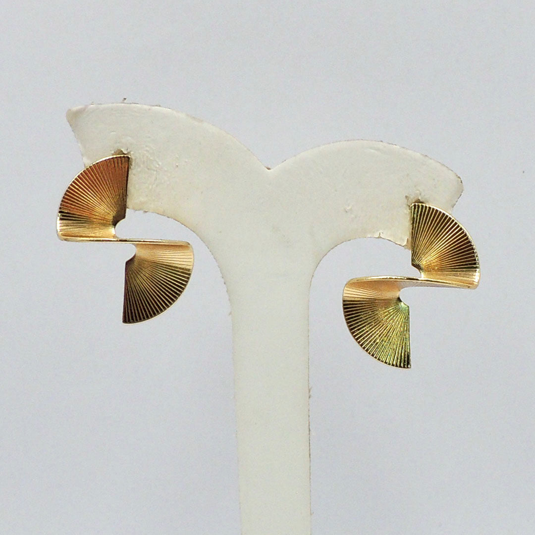 Texture Twisted Earring